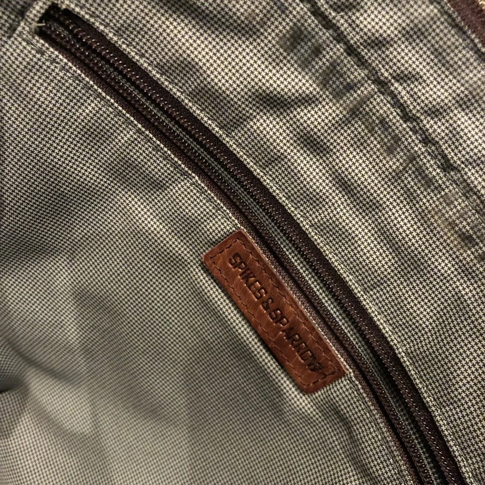 Brown Leather Messenger Bag with Adjustable Strap